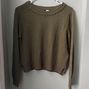 H&M Olive Green Crew Neck Sweater Small